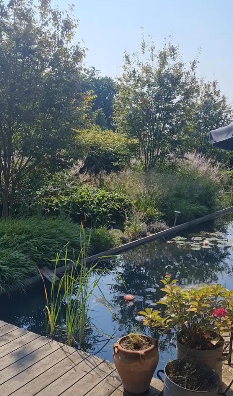Luxe yurt in monumentale boerderij Villa Eckelrade Buitenkant foto