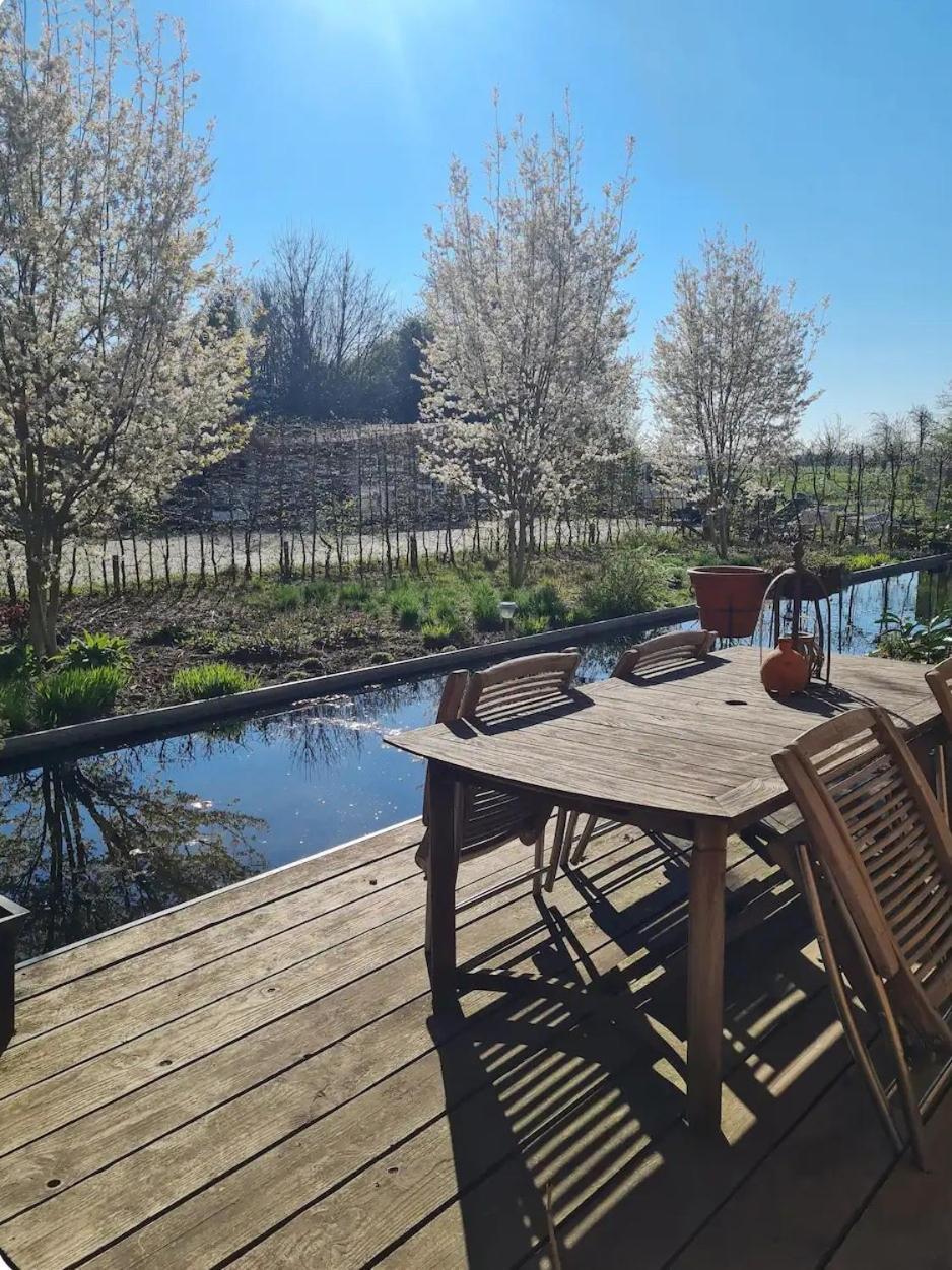 Luxe yurt in monumentale boerderij Villa Eckelrade Buitenkant foto